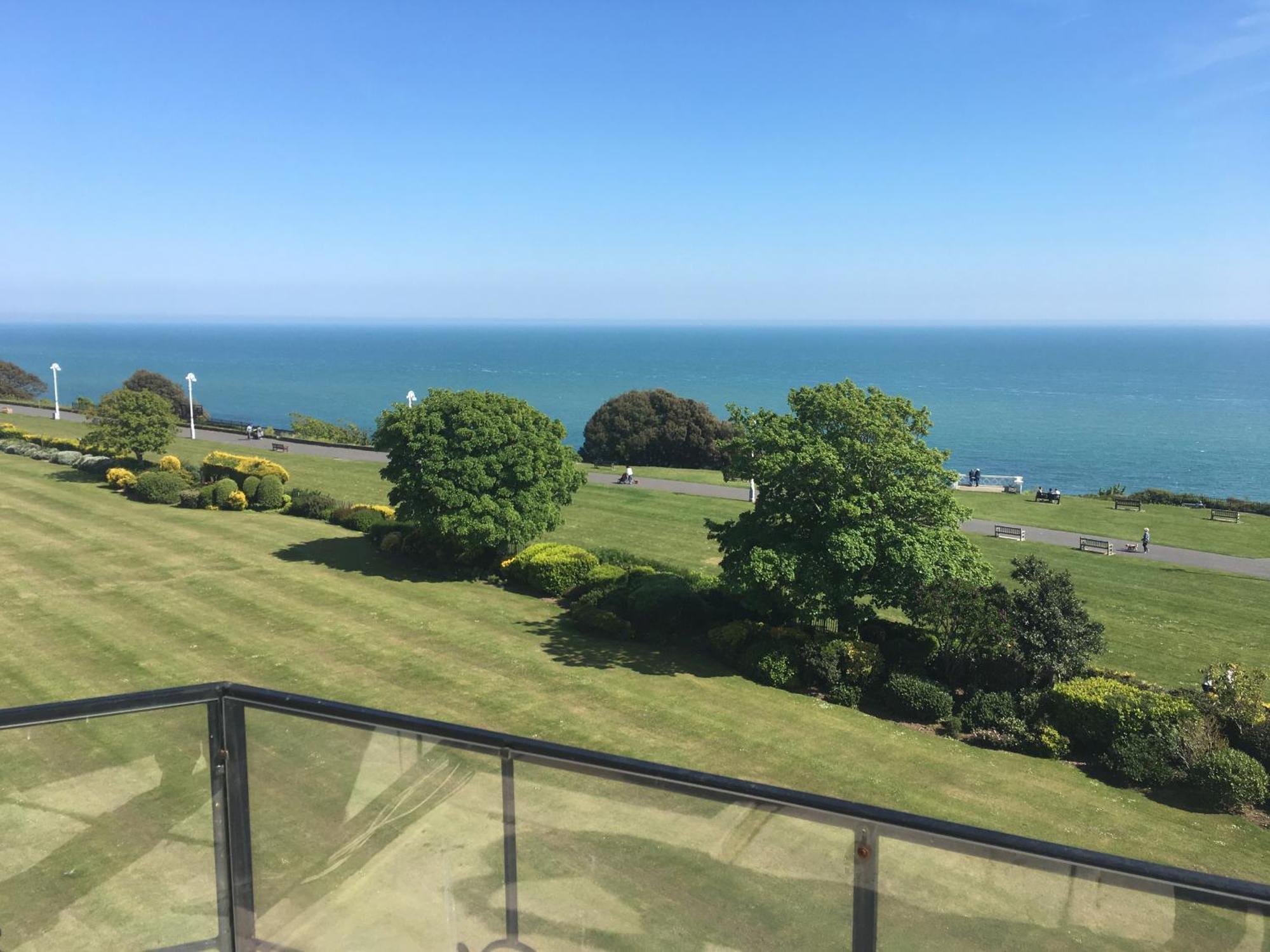 Clifton Views *